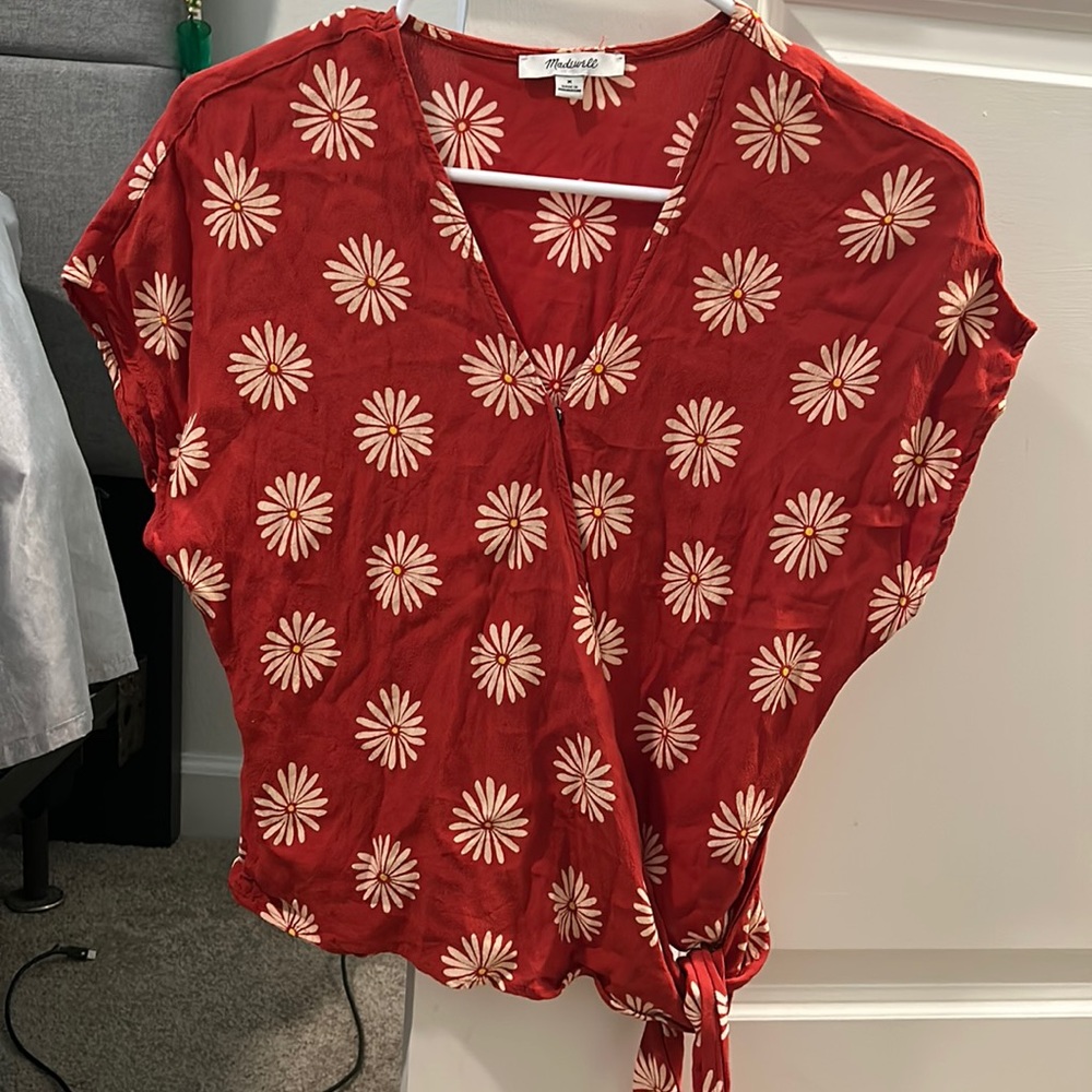Absolutely adorable Madewell shirt.